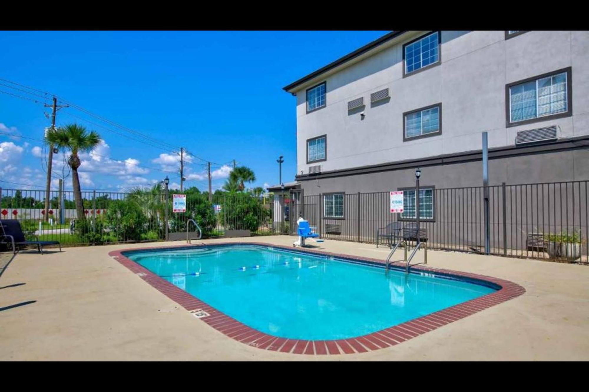 Oyo Townhouse Sulphur,La Extended Stay Екстер'єр фото