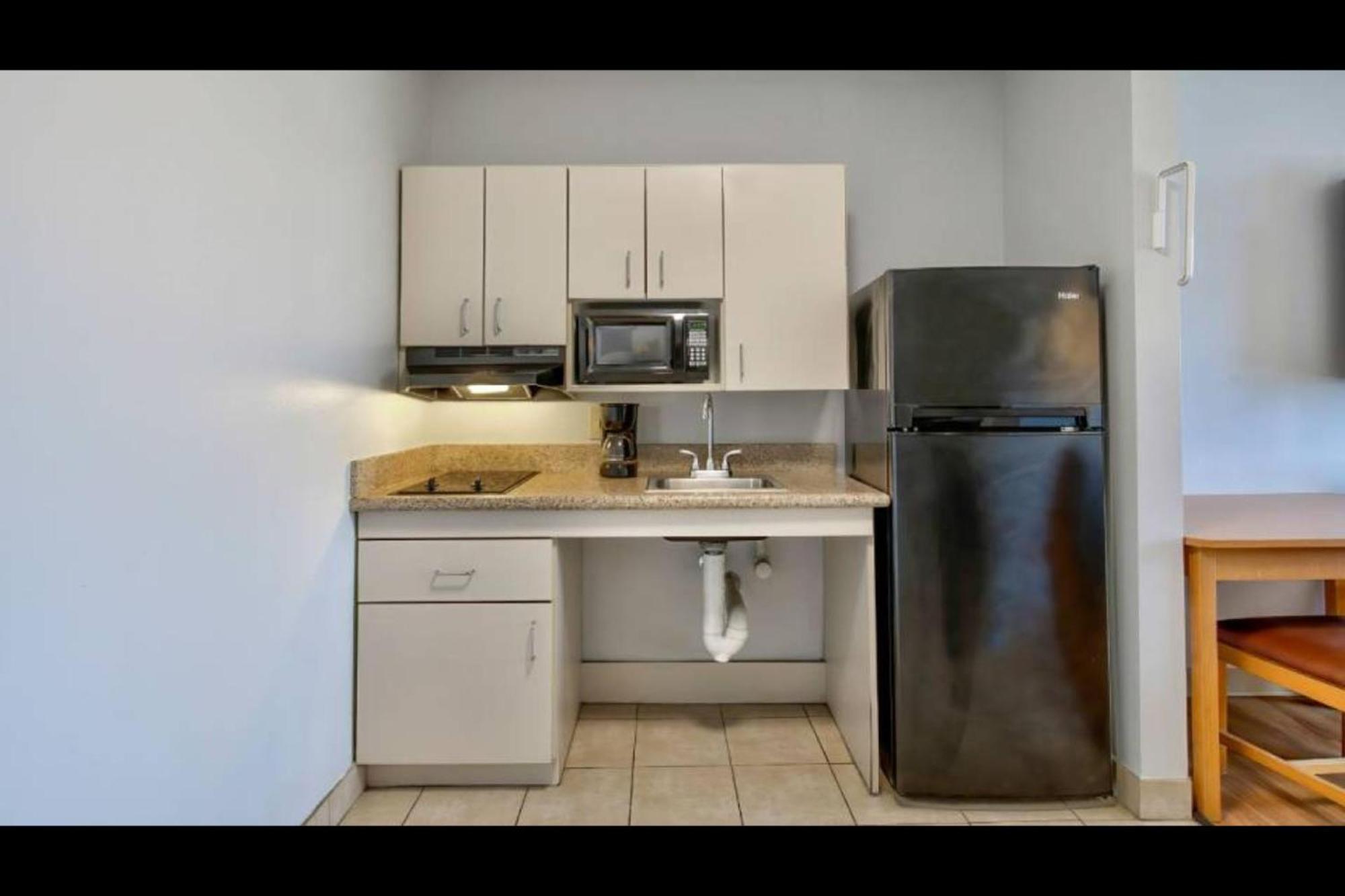 Oyo Townhouse Sulphur,La Extended Stay Екстер'єр фото